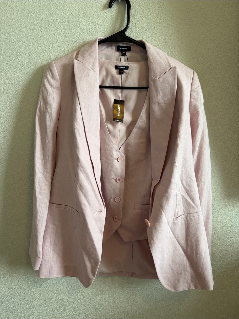 Express Pale Pink Linen-Blend Button Vest and jacket